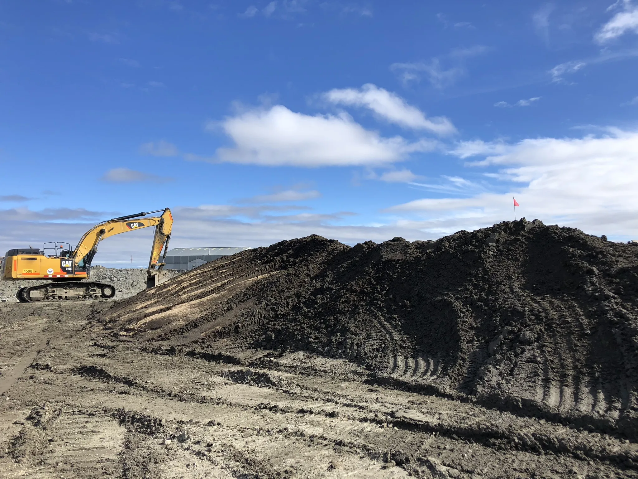 Operating mine site, NWT — Arctic remediation project